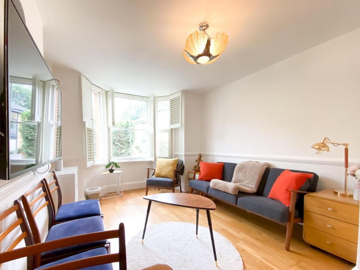 Pass The Keys Garden Apartment In Stockwell Londres Exterior foto